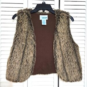 Uproar Girl's XL Faux Fur Vest
